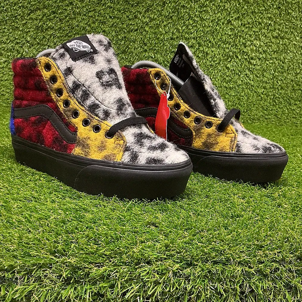 Damen Vans Skate Hi Pumps Turnschuhe Stiefel mehrfarbig Größe 4,5 neu mit Etikett F15
