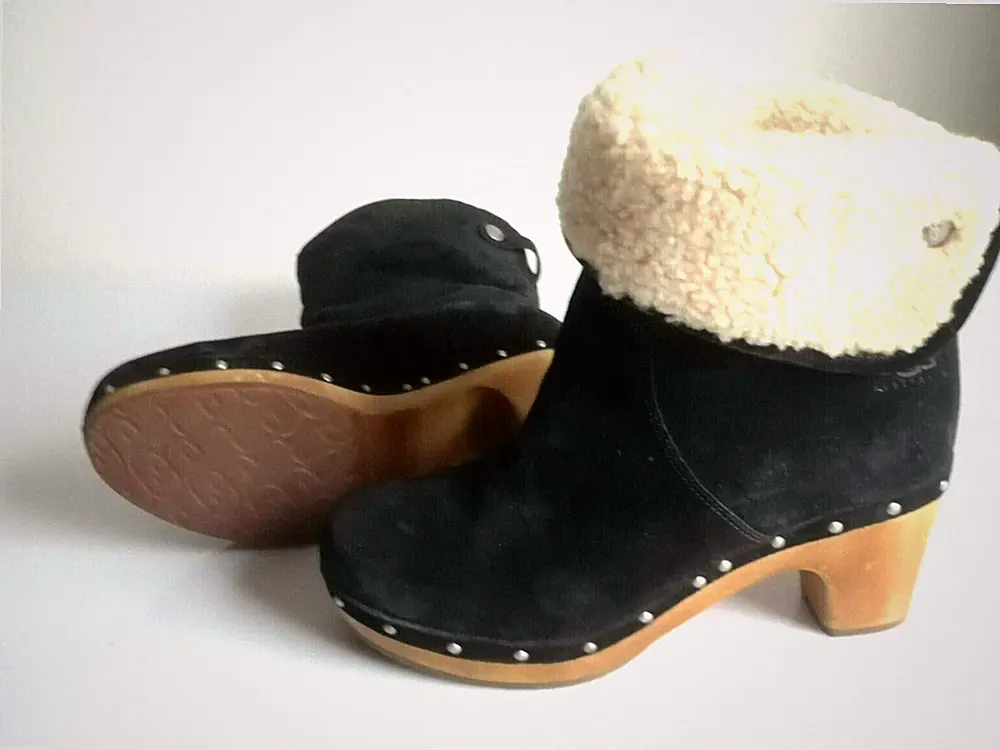Damen Winter Schuhe Stiefel Booties Boots UGG Gr 39 schwarz Leder Lammfell