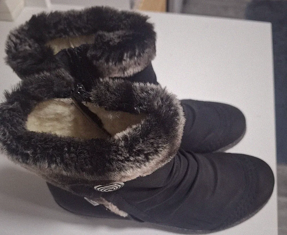 Damen Winterstiefel (gefüttert) von Rieker Gr. 37 -neu