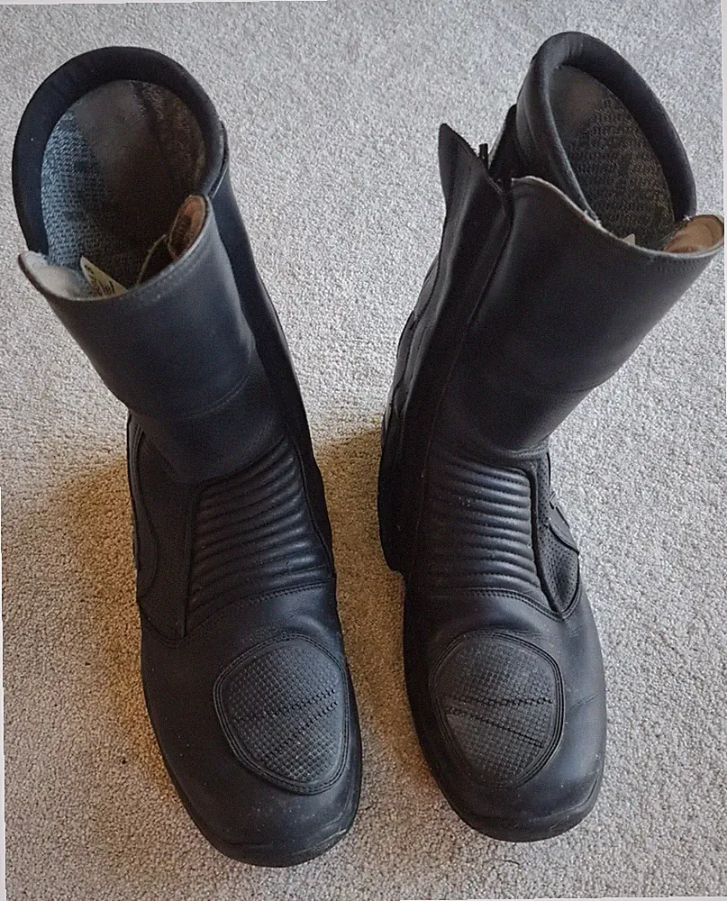 44 Motorradstiefel