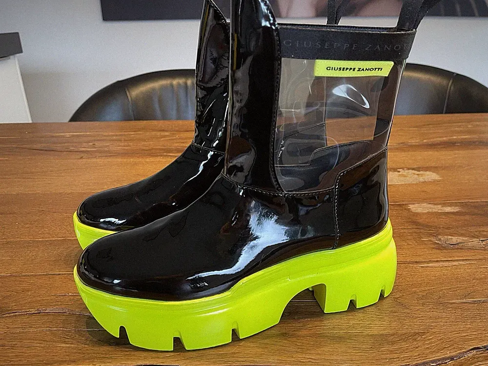 Designer Gummi Stiefel 40 (auch 39) Lack schwarz /neon grün Giuseppe Zanotti