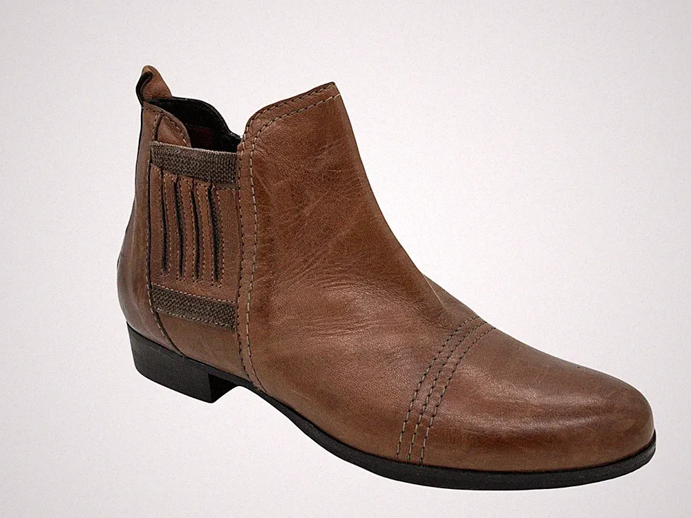 Donna Carolina modische kurz Stiefeletten Gr. 37,5 (UK 4,5 ) Natur Braun