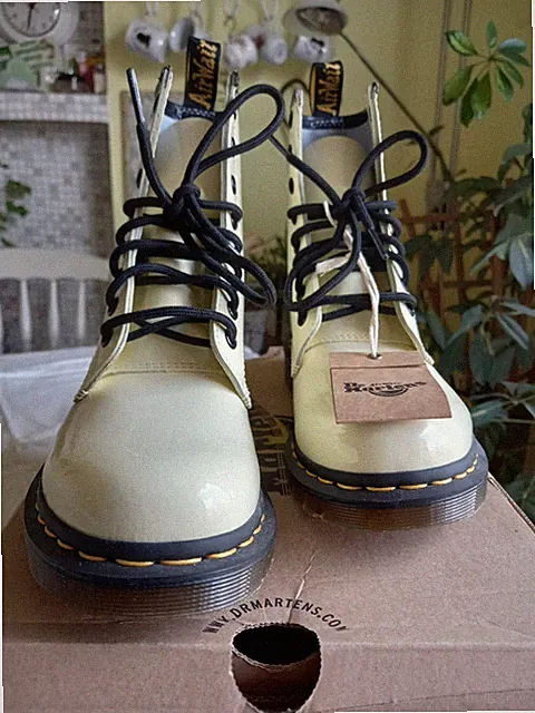 Dr. Martens 1460 W, Toile Cream, Patent Lamper, EU 38, Neu mit Orig.verpackung
