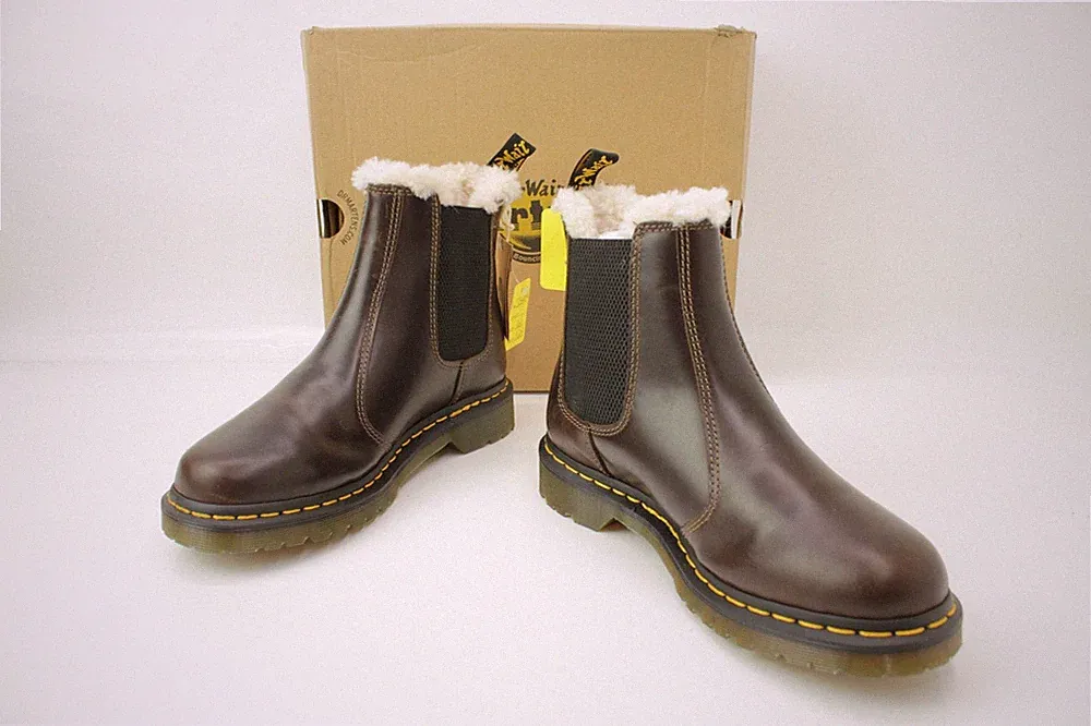 Dr. Martens 2976 Leonore Chelsea Boots Braun Khaki Leder WarmWair EU40 UK6,5 NEU
