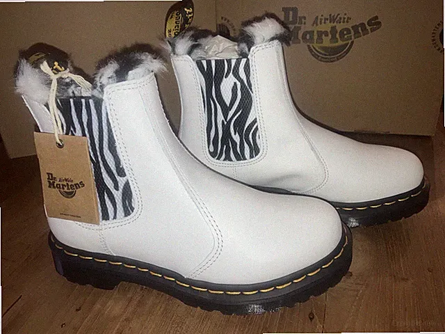 Dr. Martens Air Wair Damenschuhe Weiß Größe EU 37