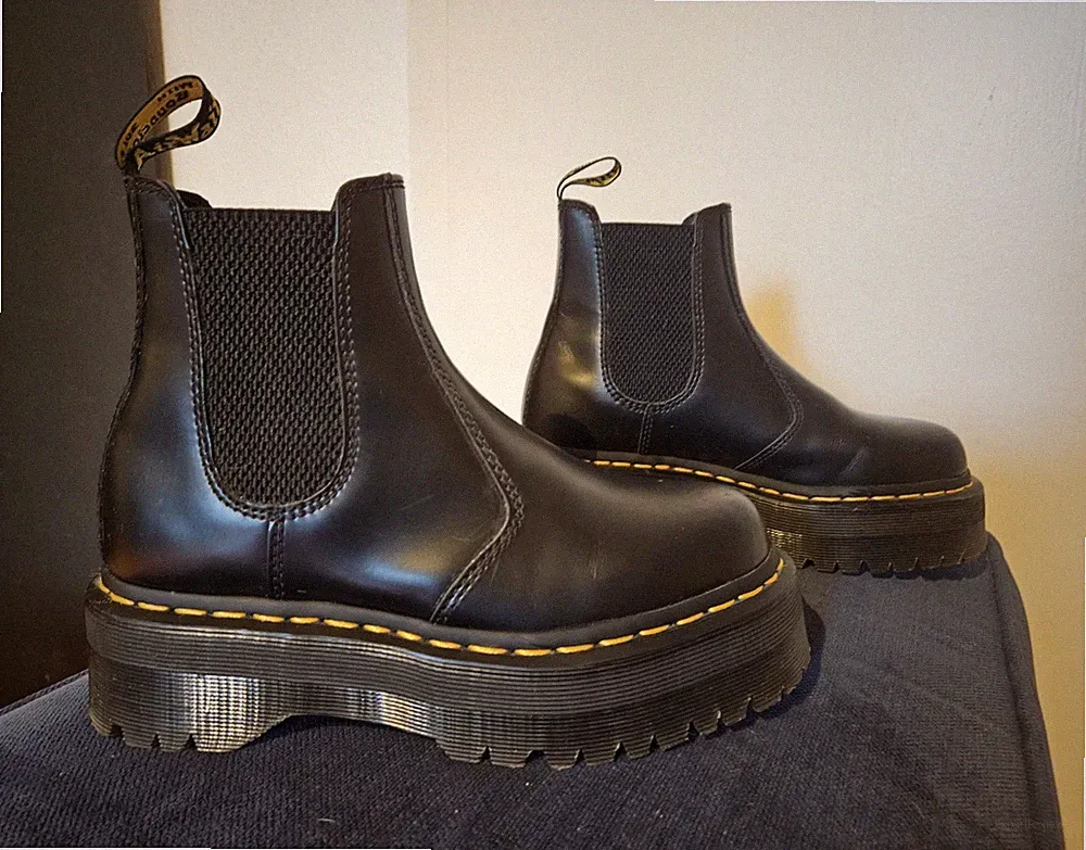 Dr. Martens Chelsea Plateau Leder Stiefeletten Schwarz EU 37 UK/AU 4