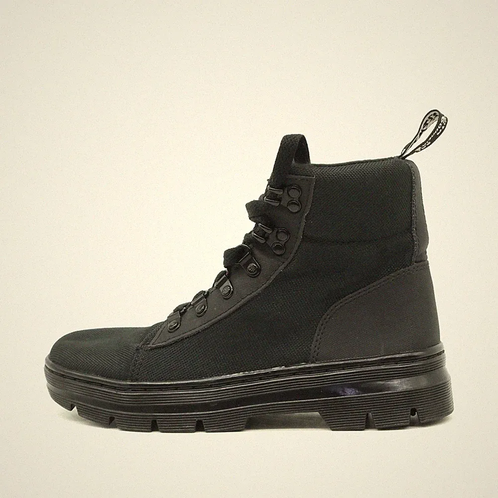 Dr. Martens Damen Combs W Stiefel Schwarz Textil Gepolstert Core EU 37