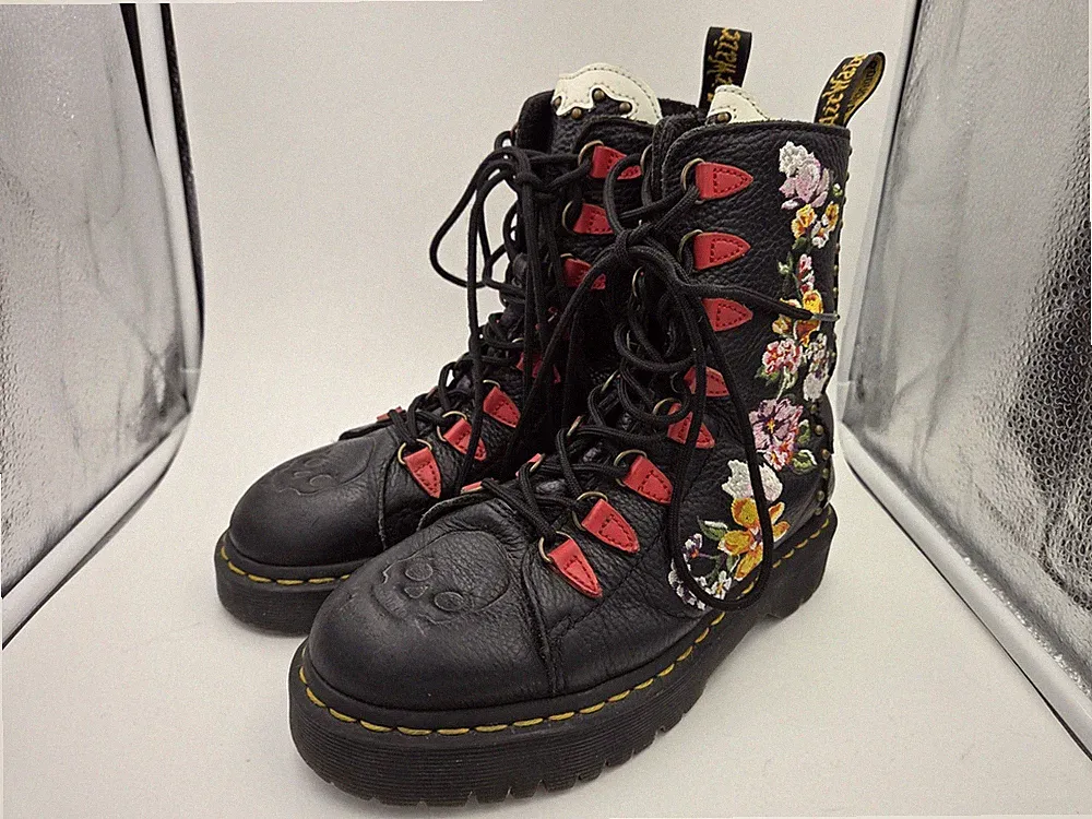 Dr Martens Doc Nyberg Boots Milled Nappa Skull Flowers Aunt Sally US 6 Ladies