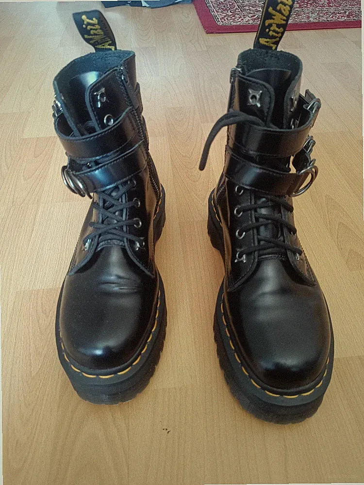 Dr. Martens Jadon Hardware Leder Plattform Stiefel Größe 39