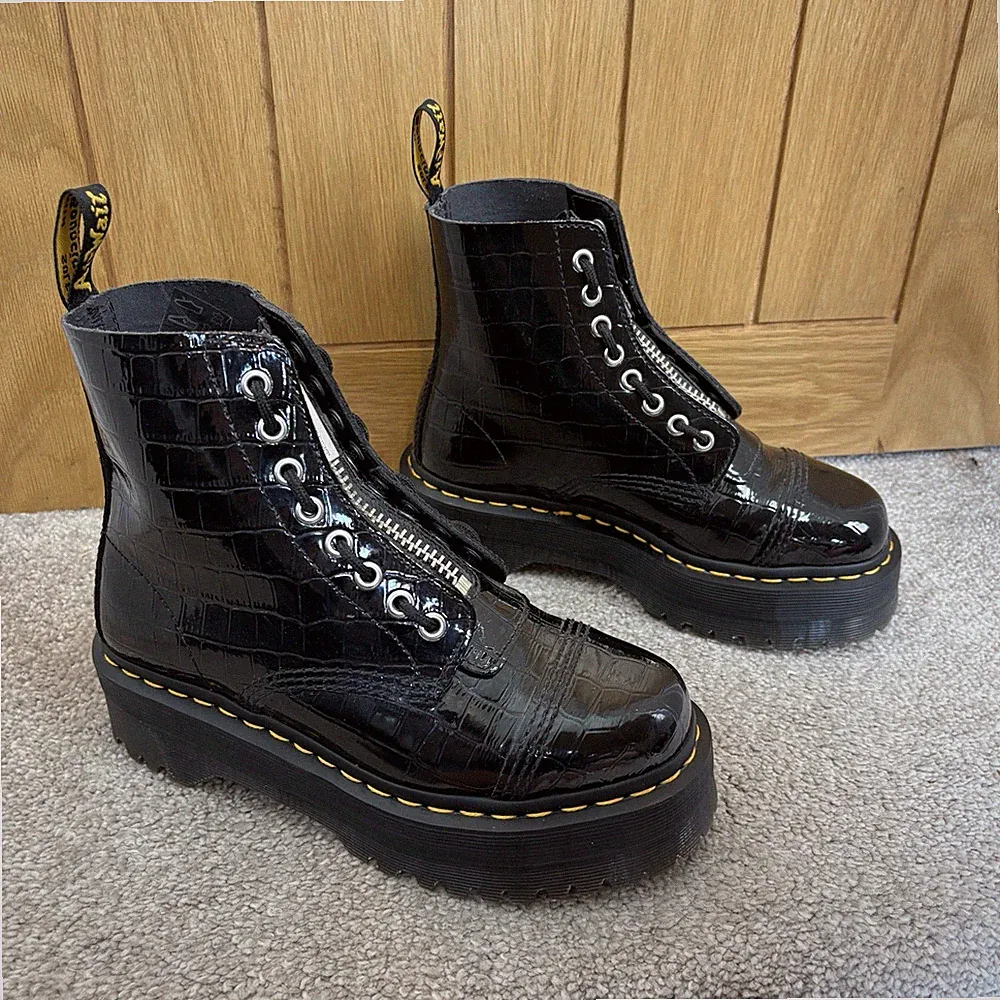 Dr Martens Sinclair Doc Black Croc Platform Leather Quad Plateau Boots UK 5