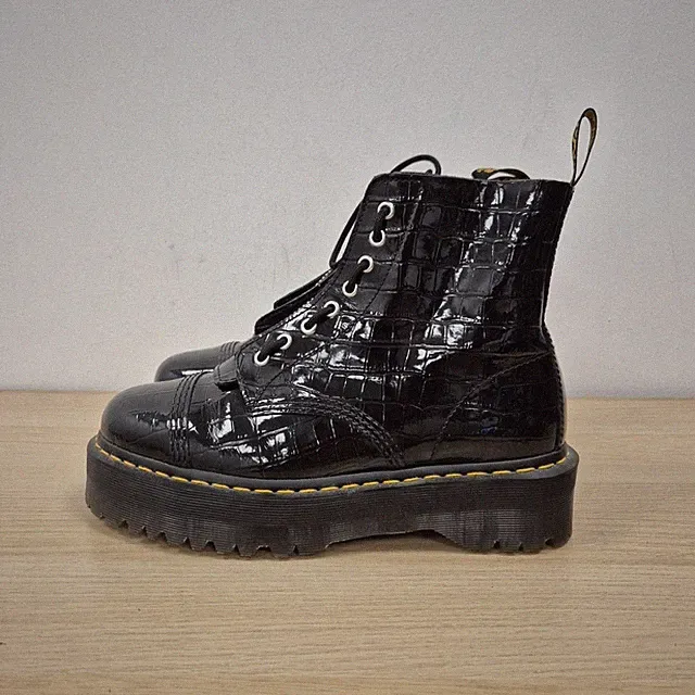 Dr. Martens Sinclair Wild schwarz Kroko-Prägung Plateau Leder Quad Stiefel Uk 9