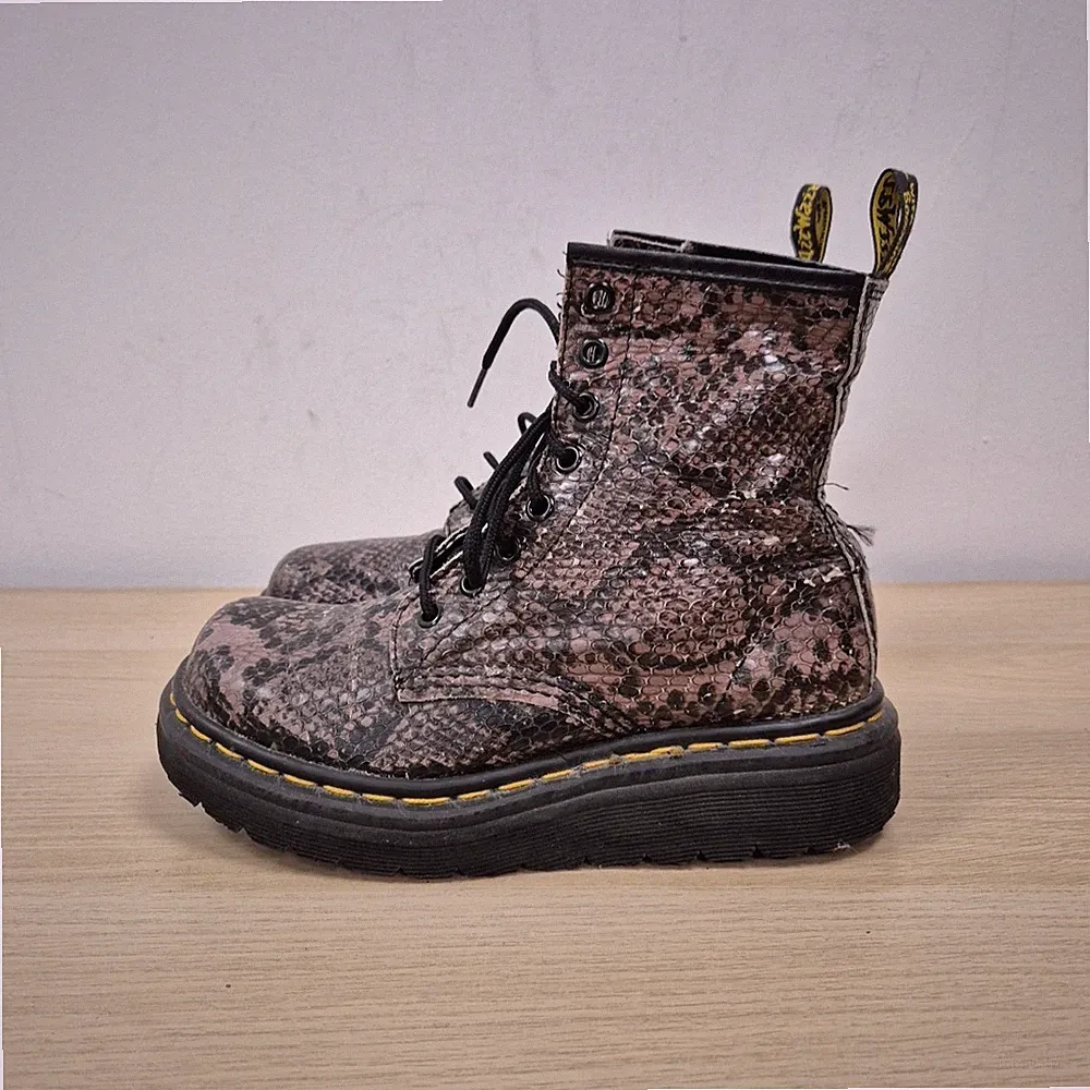 Dr Martens Vintage 1460 Snake Print Textured Leather England Wedge Boots UK 4