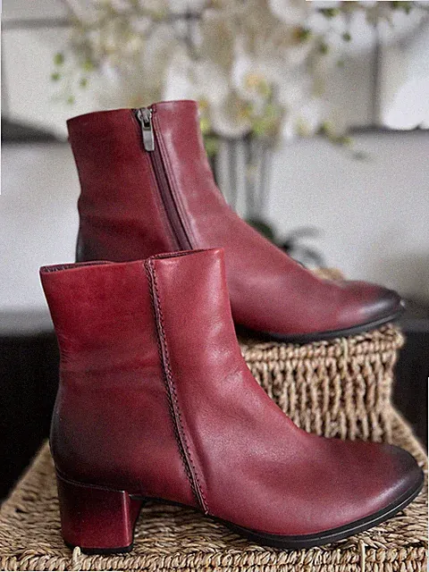 ECCO Shape 35 Damen Stiefeletten rot Leder Blockabsatz seitlicher Reißverschluss Gr. UK 7,5 41