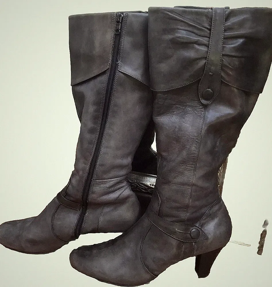💖ELEGANT Femininer Damen Echtleder Stiefel von 5th Avenue Grau 41 Neuwertig 💞