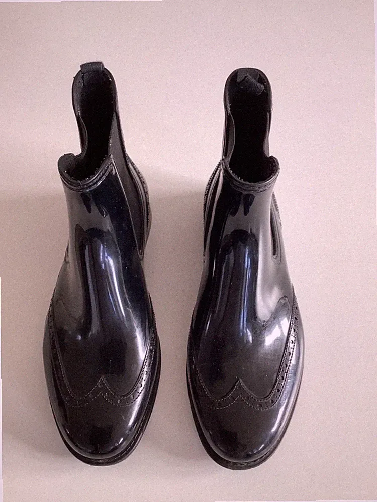 Elegante Damen Gummi -Stiefeletten schwarz, Gr.38 , Lackoptik, Goertz