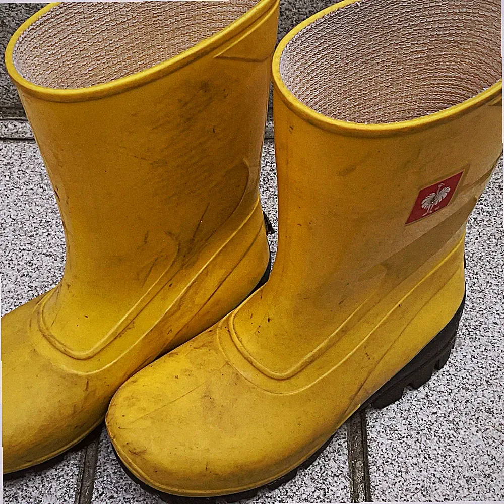 Engelbert Strauß Gelb/Schwarze Kinder Gummistiefel Größe 26