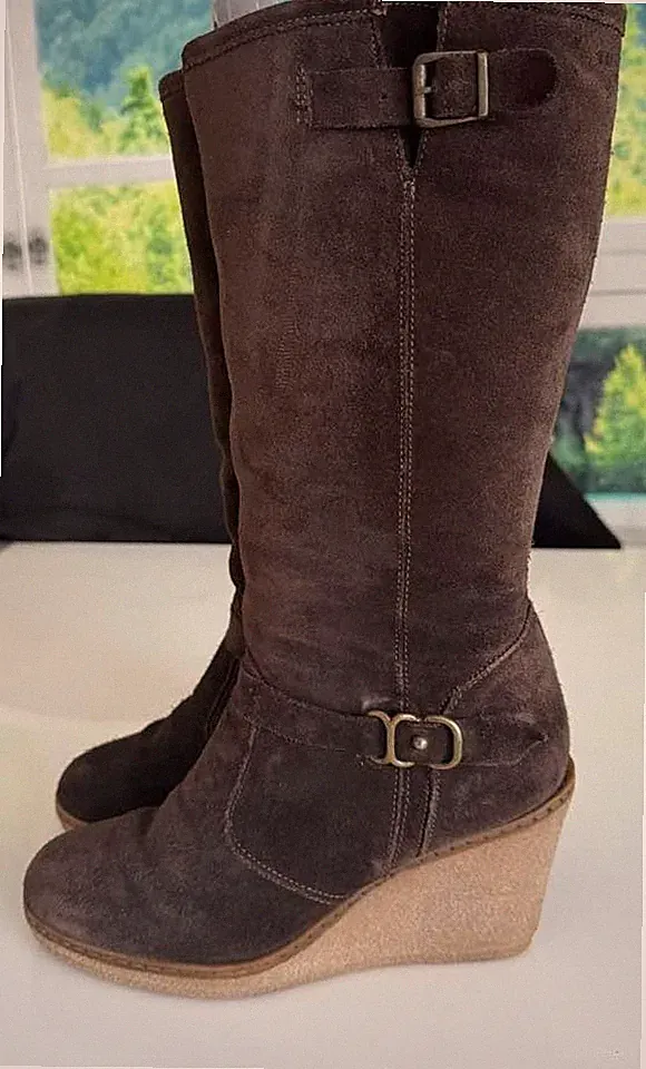 ESPRIT Damen Winterstiefel Gr. 39 braun Wildleder warm gefüttert Keilabsatz