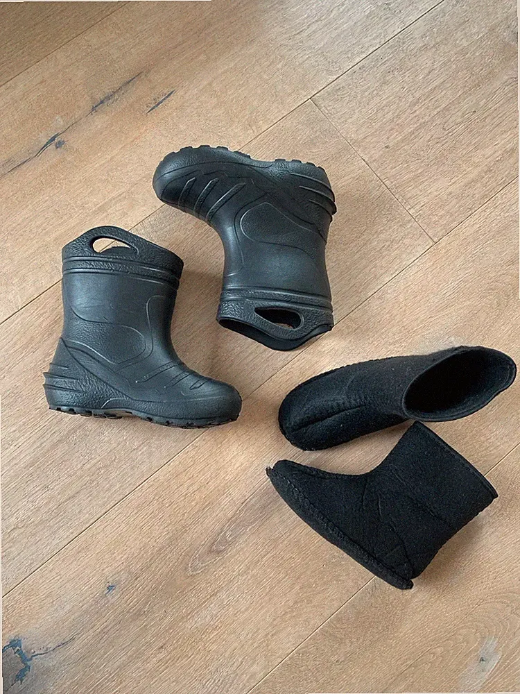 ESTRO Gummistiefel rausnehmbares Futter Schwarz Gr. 22 WIE NEU