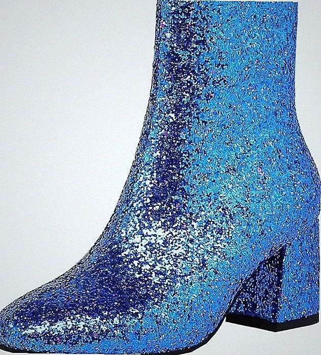 39 Glitzerstiefel