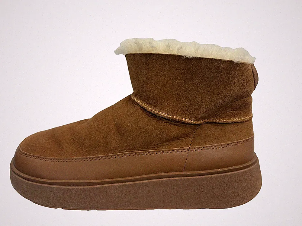 FitFlop Damen Ultra-Mini Shearling Stiefel Bootie Wadenweite Regular UK 7 EU 41