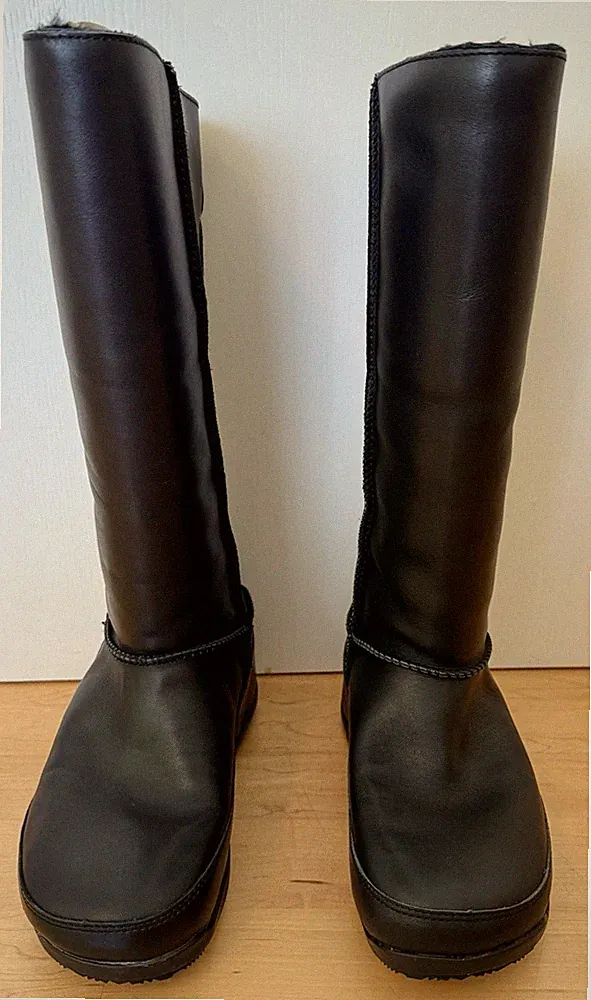 Fitflop UK 5/ EU 38 Original Mukluk Shearling Stiefel Glattleder Schwarz