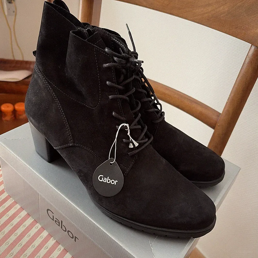 Gabor Comfort Damen Stiefeletten schwarz Nubuk Schnürung Reißverschluss 43, 9 H