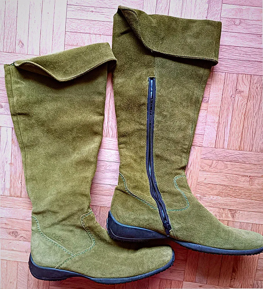 Gabor Damen Stiefel kniehoch Wildleder grün EU 39,5 flach RV Anti-Rutsch