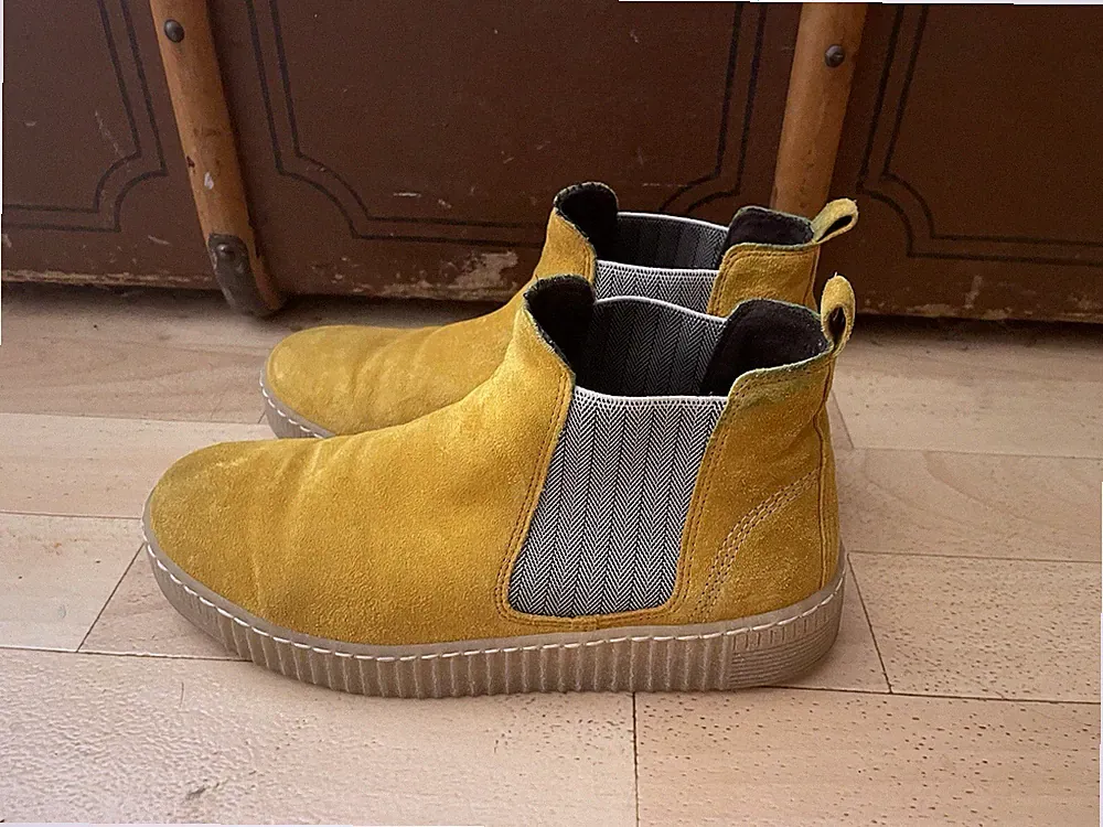 Gabor Schuhe Gr. 39 Gr. 6 Rauhleder Wildleder Stiefeletten Chelsea Booties gelb