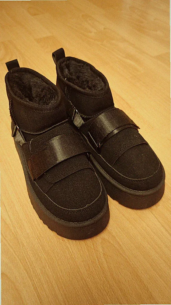 Gefütterte Boots – Größe EU 39 – neu ohne Karton