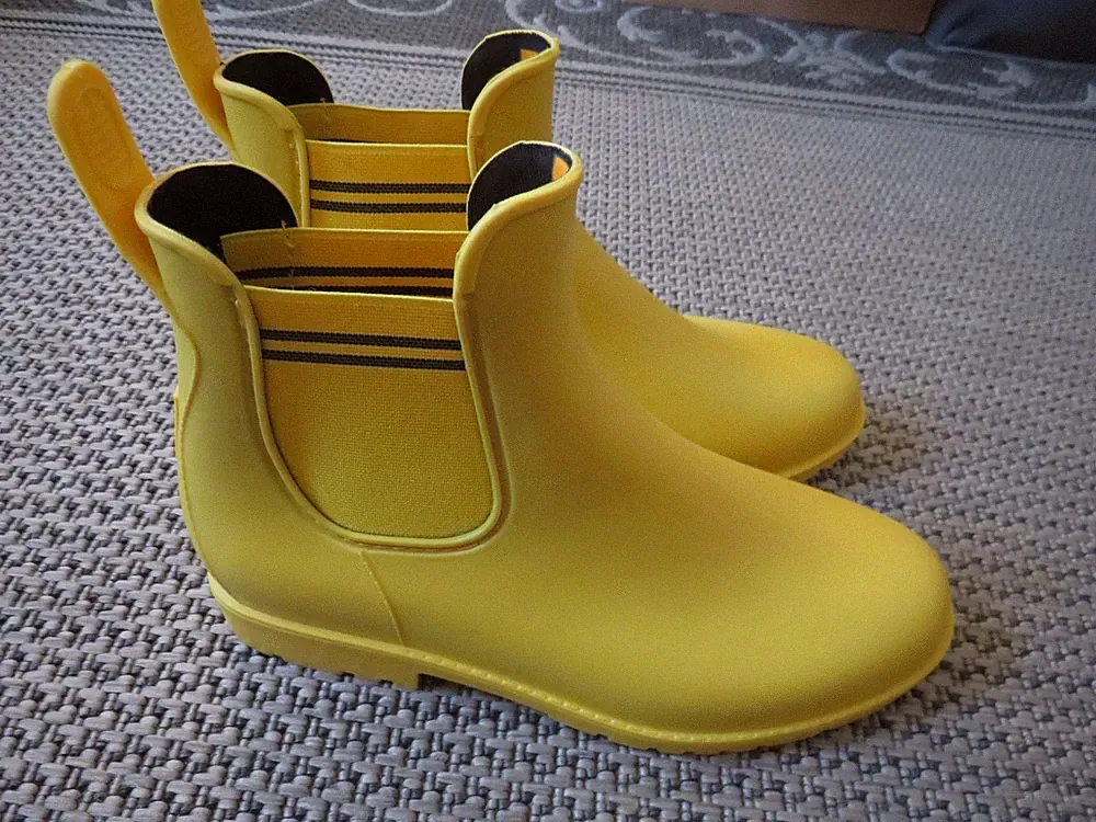Gelbe Dockers Gummi Stiefeletten