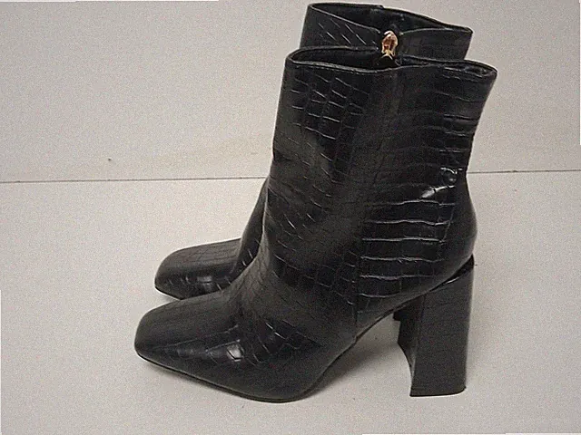 Glamouröse Damen Stiefelette schwarz Kunstleder Kreuzmuster & Reißverschluss UK(6) EU(39-A185