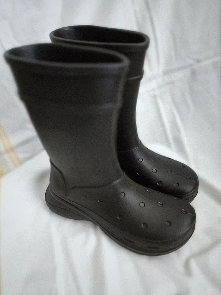 Gummistiefel grau/schwarz mit klobiger Laufsohle (No-Name/Hersteller Unbekannt)