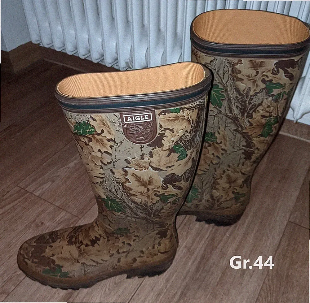 44 Gummistiefel