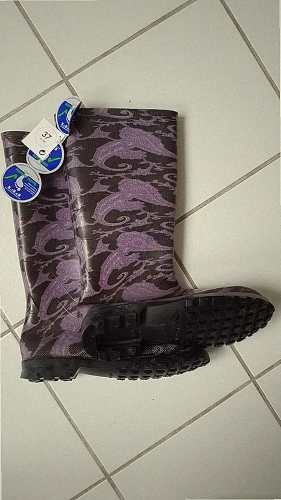 Gummistiefel in Schwarz-Lilatönen Größe 37 neu mit Etikett