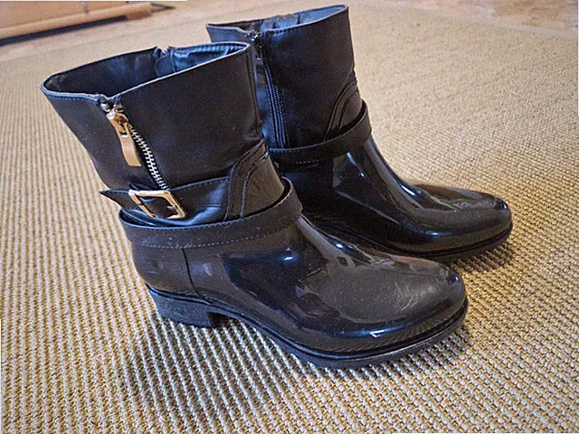 Gummistiefel , Lackstiefelette, Deichmann, Grösse 37