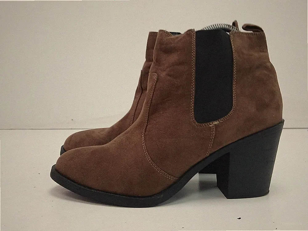 H&M Damen Braun Wildlederimitat Pull On Chelsea Stiefelette UK(7,5) EUR(41)-A82