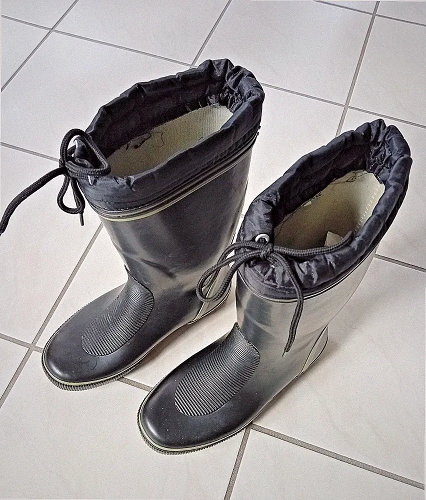 HERREN GUMMISTIEFEL HOCHSCHAFT MIT SCHNÜRUNG GR. 40 SCHWARZ