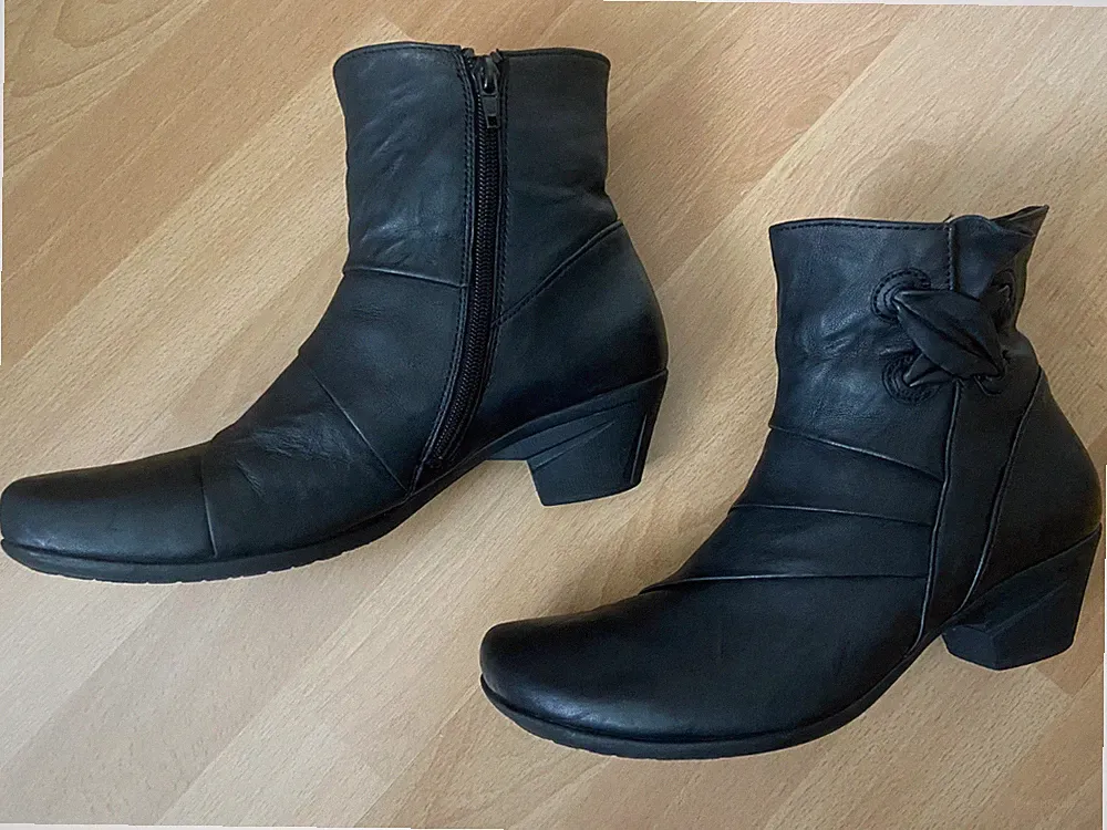 hochwertige GABOR Chelsea Stiefelette Gr. 6 1/2 ca. 39-39,5 Schwarz Echtleder