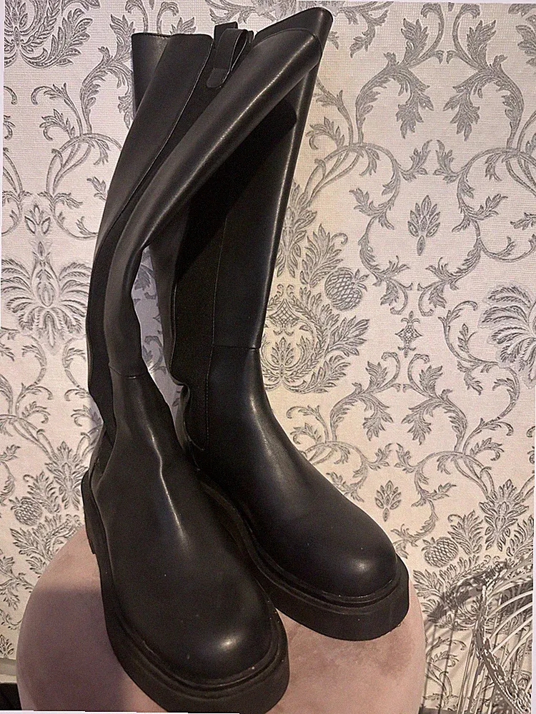 Hohe Stiefel Schwarz 39