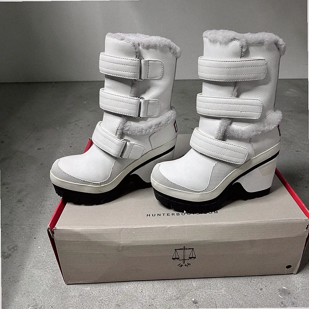 Hunter Damen Stiefelette Weiß Gummi gefüttert Schaffell Keilabsatz EU 36