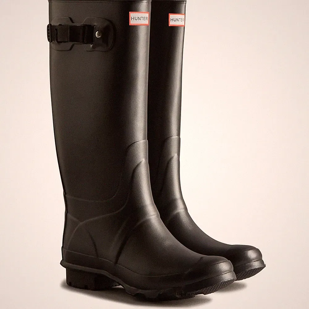 Hunter Huntress Wide Gummistiefel Für Damen In Schwarz