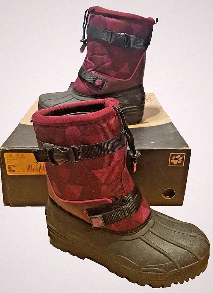 Jack Wolfskin Mädchen Damen Winterstiefel "Kids Snow Rocker" violett Gr. 38 NEU