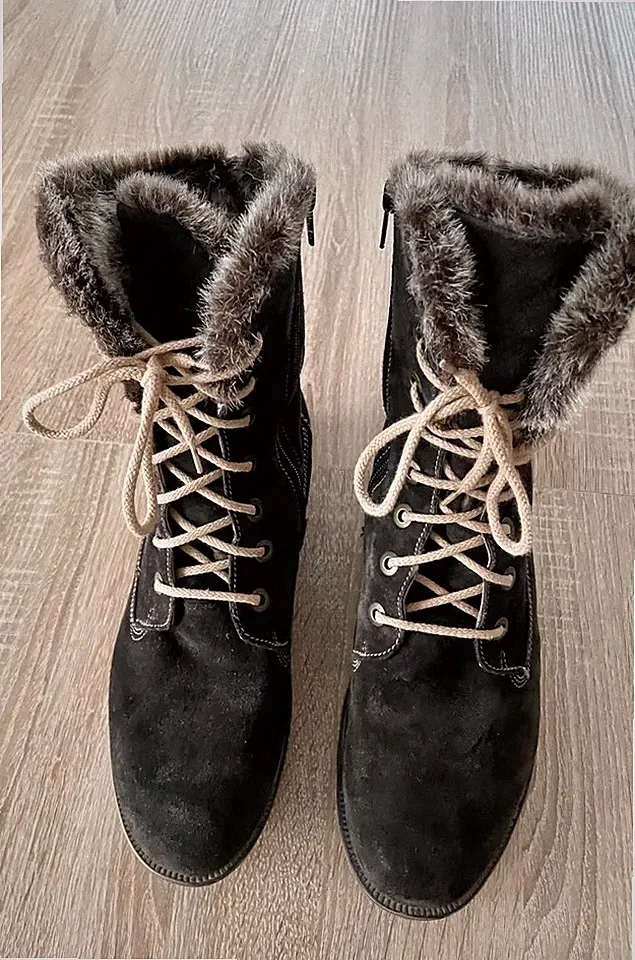 Josef Seibel Winterstiefel Gr. 41, braun mit Fell