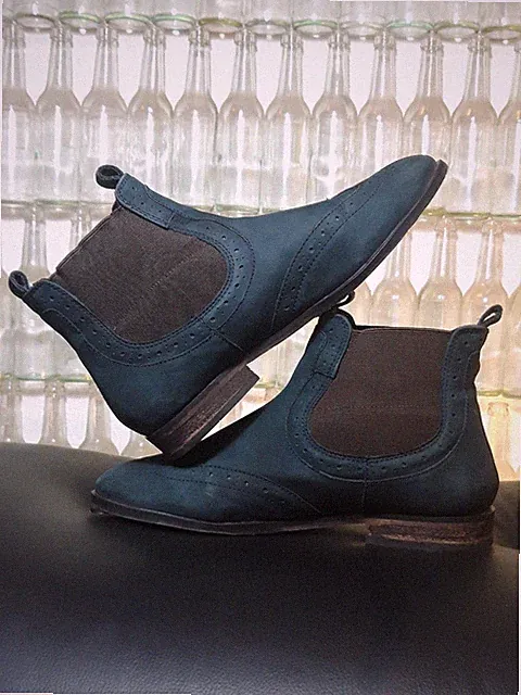 Klassische Echtleder Chelsea Stiefeletten / Slip Ons / Dunkelgrün / Größe 38