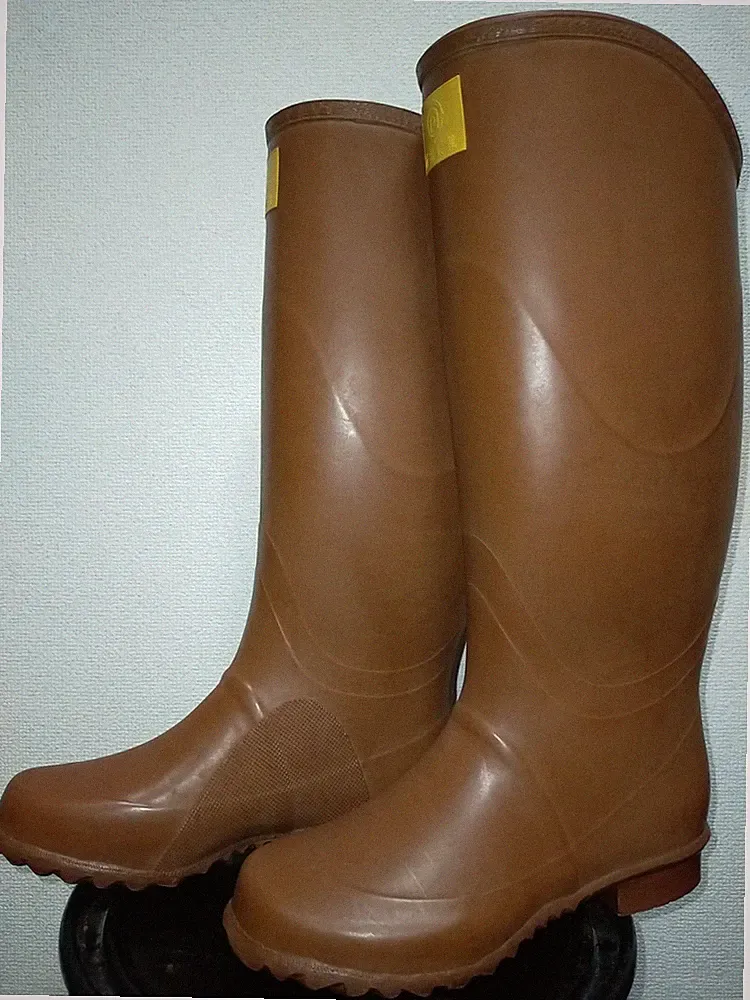 Kohshin beidseitig braune Vollgummi Gummistiefel flache Stiefel 26cm Regensti...