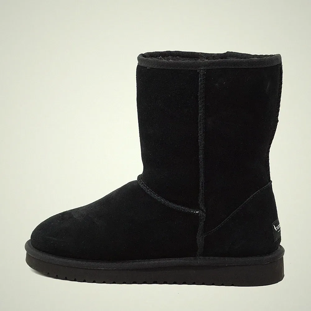Koolaburra by UGG Damen 1017090W Stiefel Schwarz Passform, Lammfellfutter EU 39