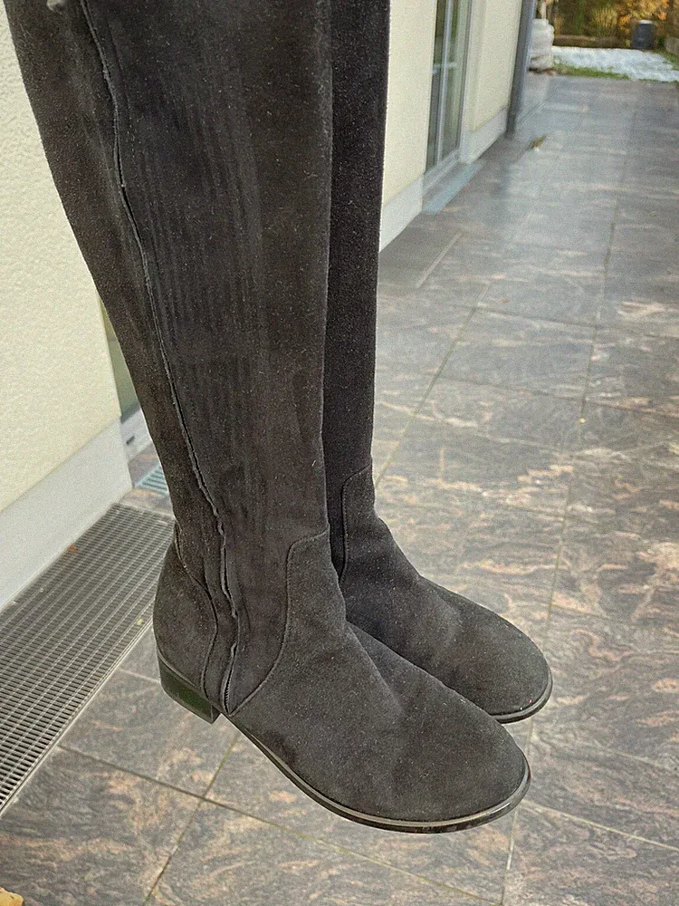 Koreanische Stiefel für Damen Gazellenbeine in schwarz 245mm Dewy ca. 38