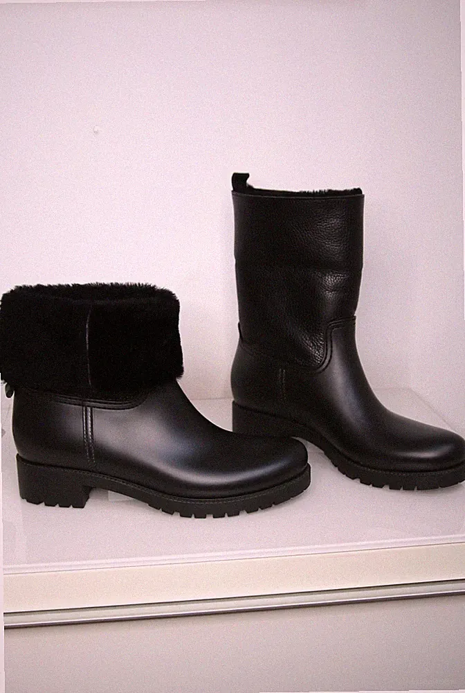 L.K.Bennett gefütterte Boots aus Gummi und Leder, Gr.41