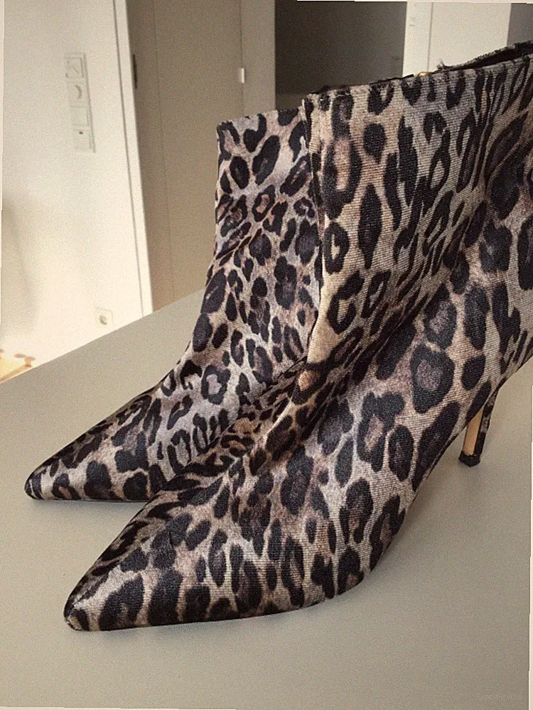 La Strada Stiefeletten spitz 39 samt Leo print boho blogger