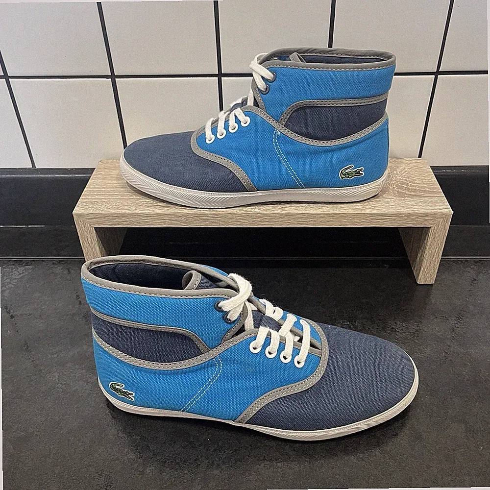 Lacoste Gambetta - Größe 4 UK - Damen/Kinder/Jungen Canvas Stiefel - blaue Farben im Karton
